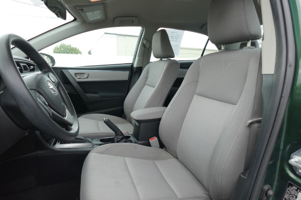 2015 Toyota Corolla LE Eco - Photo 9