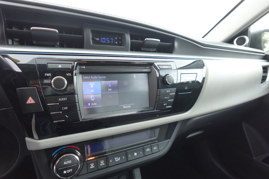 2015 Toyota Corolla LE Eco - Photo 7