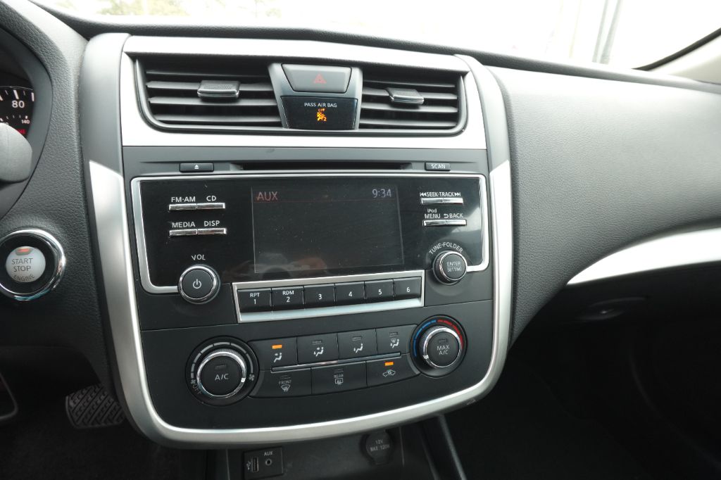 2017 Nissan Altima S - Photo 7